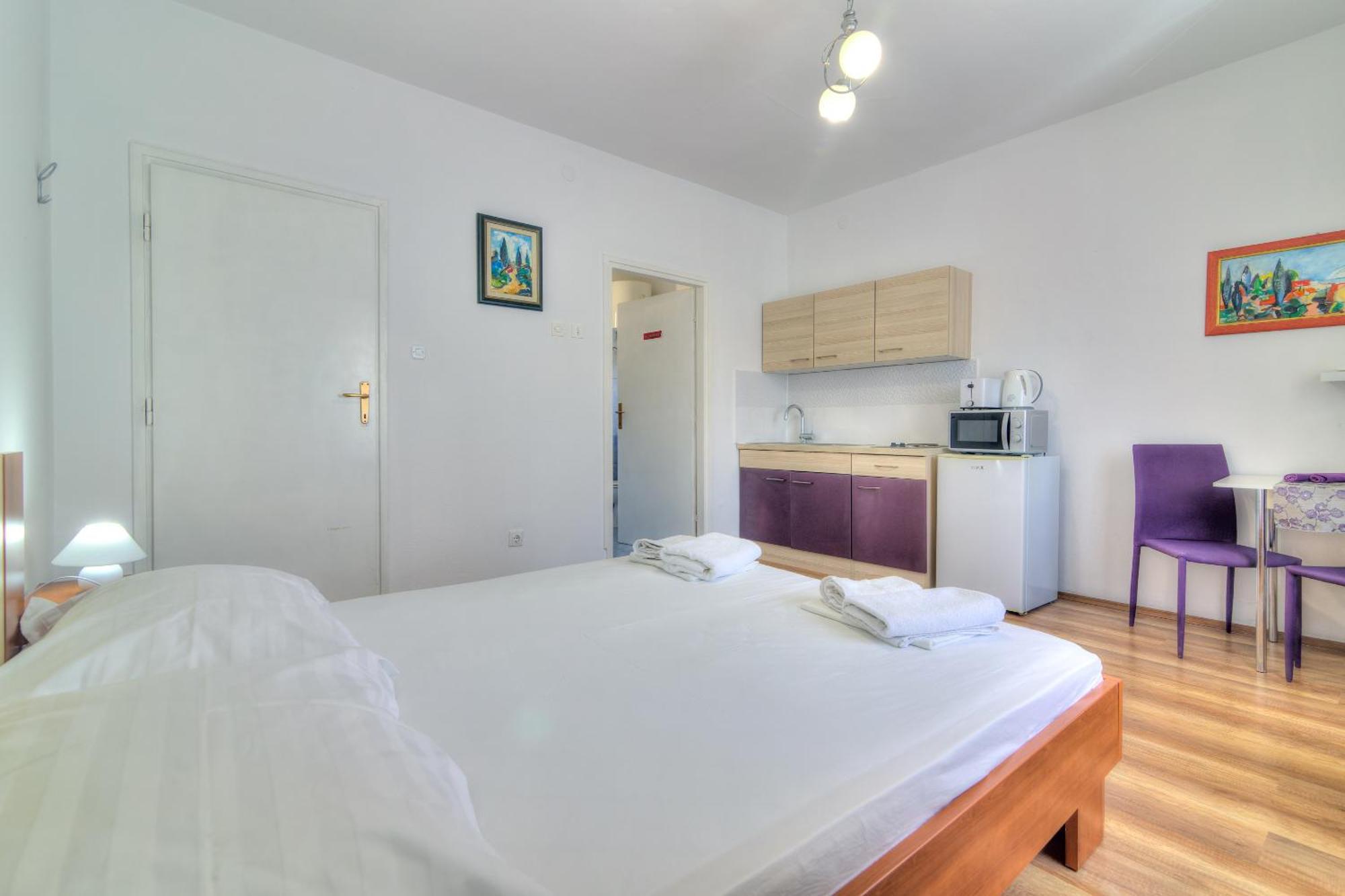 Apartmani Ana เซนญ์ ภายนอก รูปภาพ